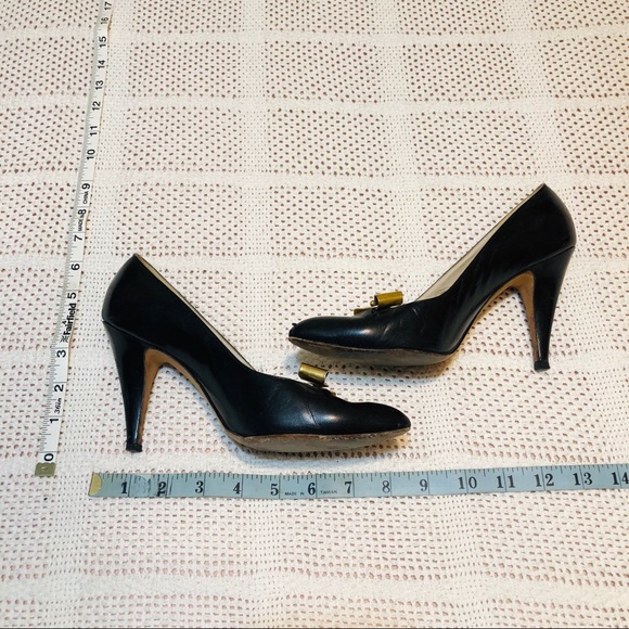 HEELS Vintage 1985 Via Spiga leather w/brass bow - Picture 3 of 4